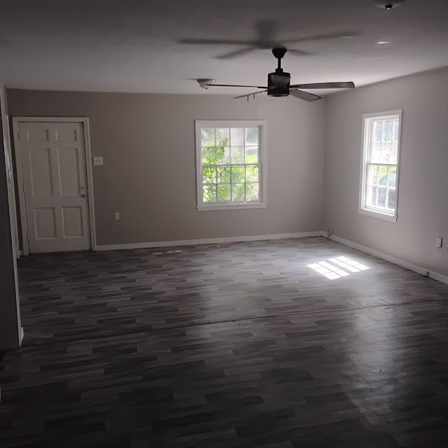 844 Combs St: photo 8