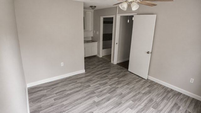 844 Combs St: photo 35