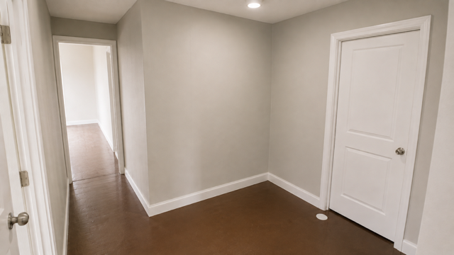 844 Combs St: photo 32