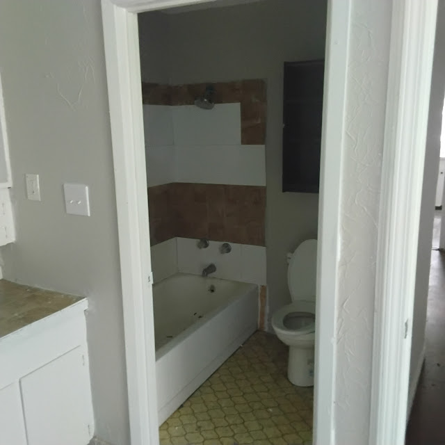 844 Combs St: photo 20