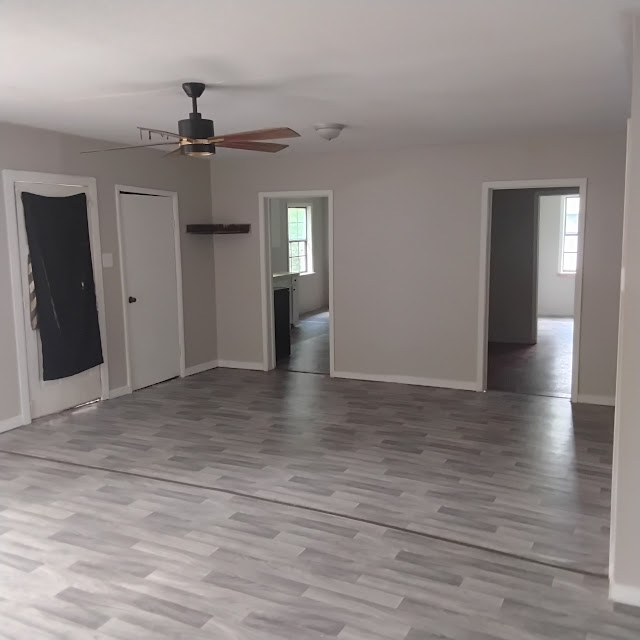 844 Combs St: photo 9