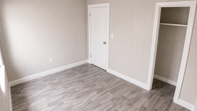 844 Combs St: photo 16