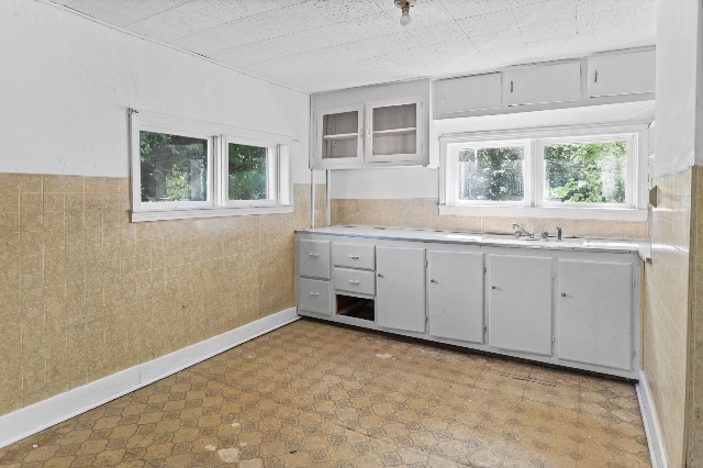 1200 SW 6th St: photo 14