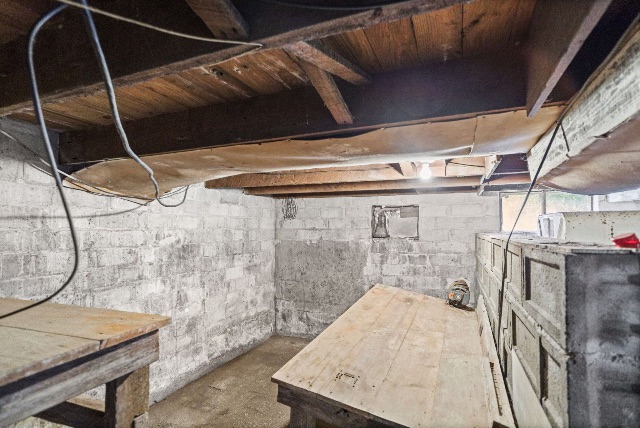 1200 SW 6th St: photo 24