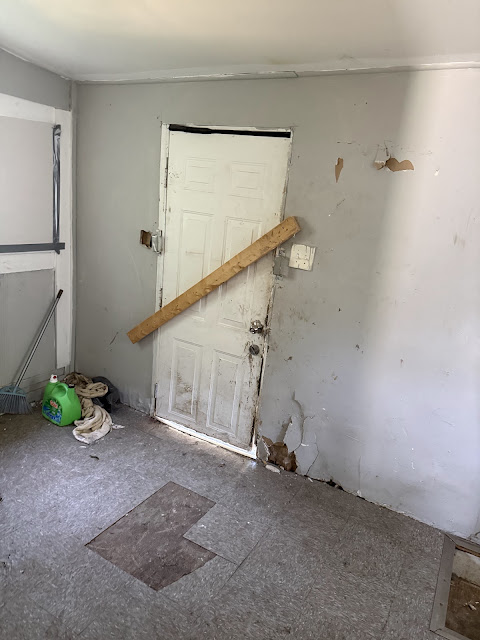 1828 E Main St: photo 14