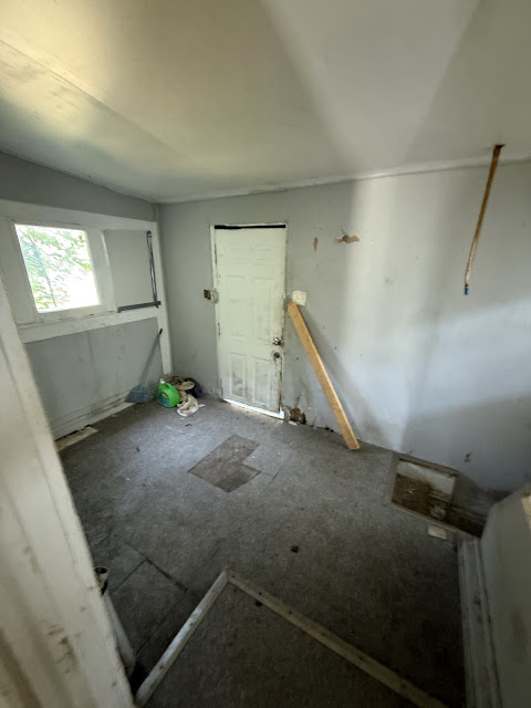 1828 E Main St: photo 13