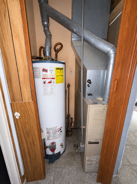 1060 Water St: photo 11
