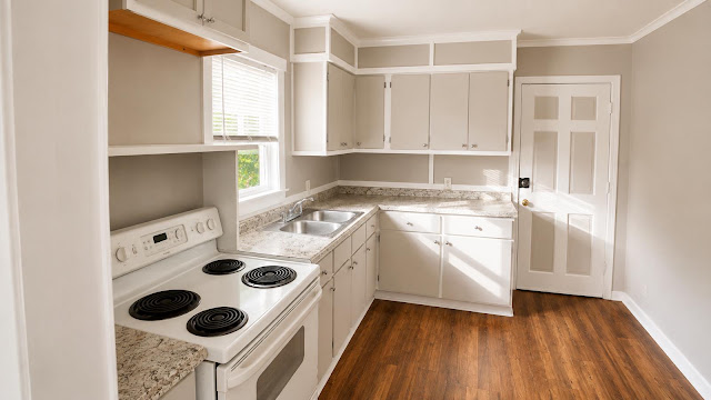 314 Clubview Dr: photo 9