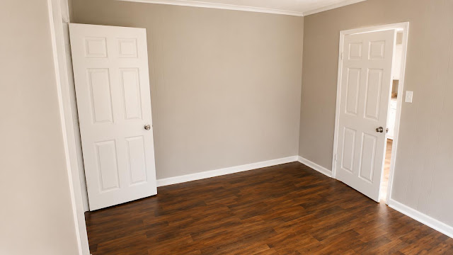 314 Clubview Dr: photo 11