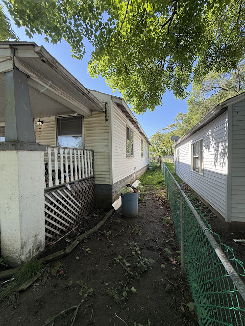 941 W Waggoner St — photo 35