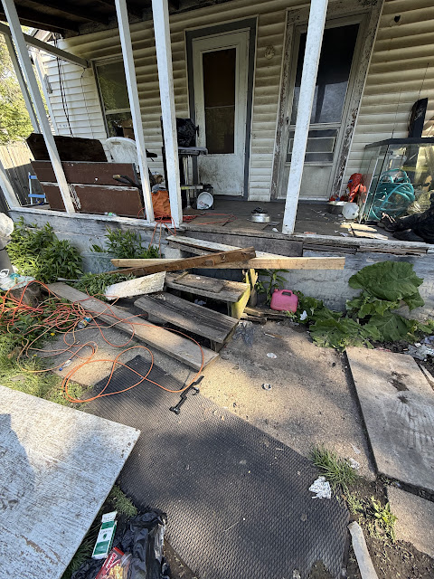 941 W Waggoner St — photo 37
