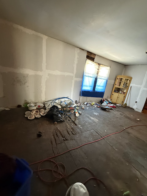 941 W Waggoner St — photo 16