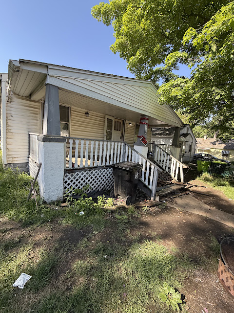941 W Waggoner St — photo 30