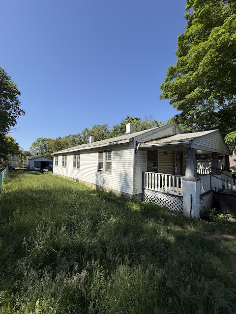 941 W Waggoner St — photo 33
