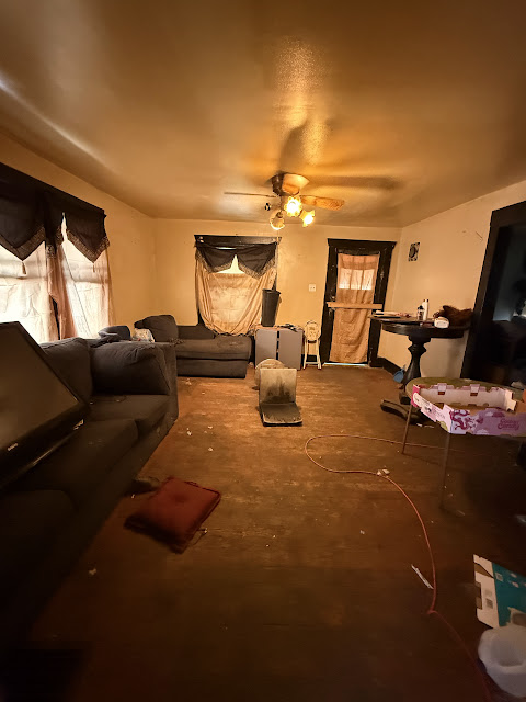 941 W Waggoner St — photo 8