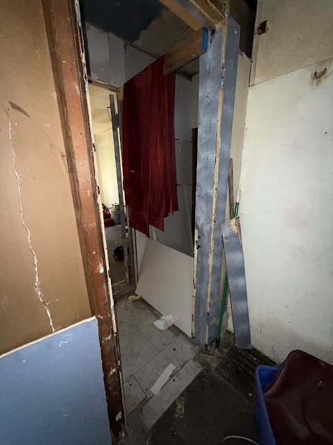 941 W Waggoner St — photo 41