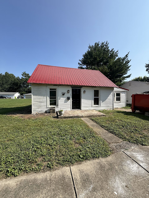221 E Cherry St — main photo