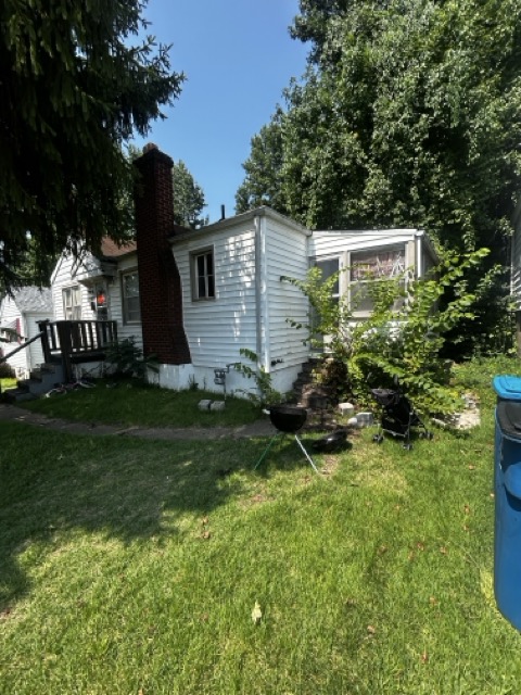5621 Sunbury Ave — main photo