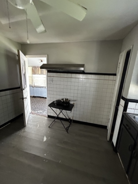 5621 Sunbury Ave — photo 11