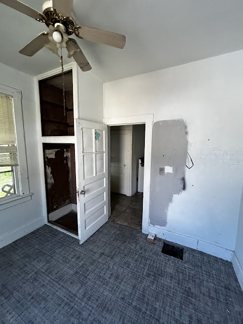 1734 Spruce St — photo 31