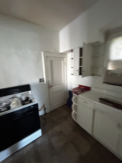 1734 Spruce St — photo 35