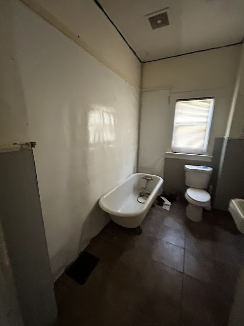 1734 Spruce St — photo 32