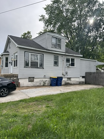 2425 Wheaton Ave — photo 3