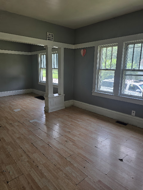 1303 E Hickory St — photo 4