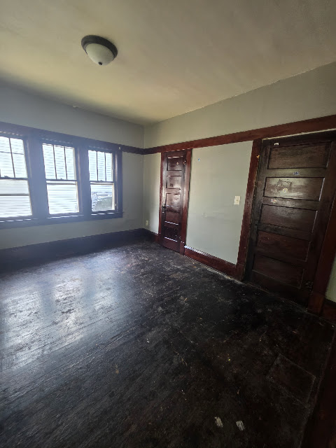 1303 E Hickory St — photo 10