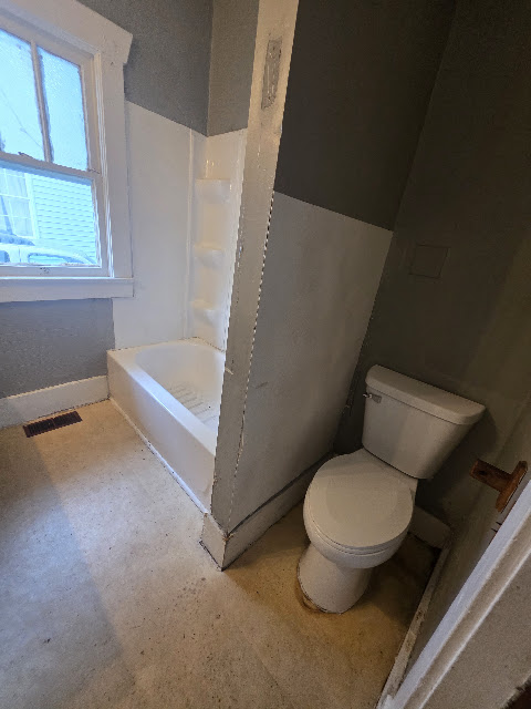 1303 E Hickory St — photo 18