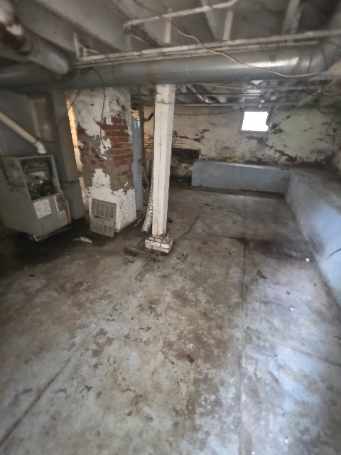 1303 E Hickory St — photo 22
