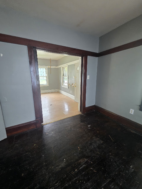 1303 E Hickory St — photo 31