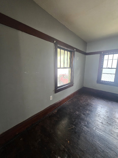 1303 E Hickory St — photo 27