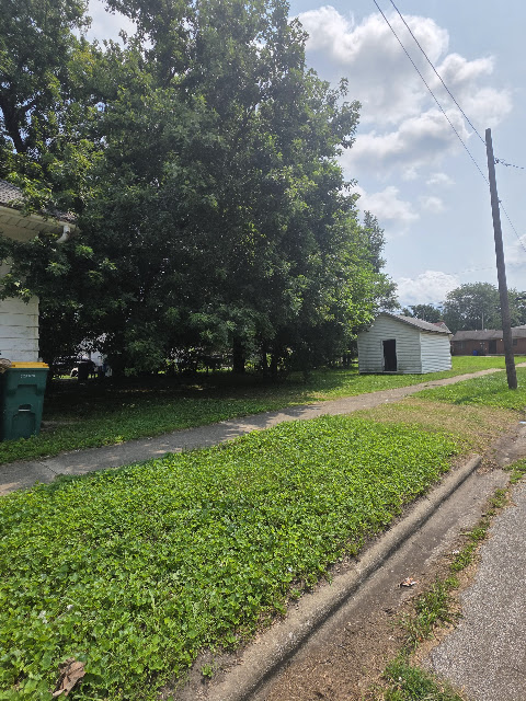 1303 E Hickory St — photo 2