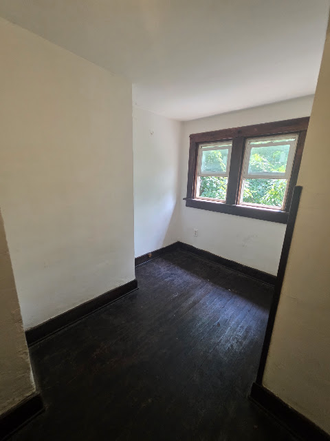 1303 E Hickory St — photo 52