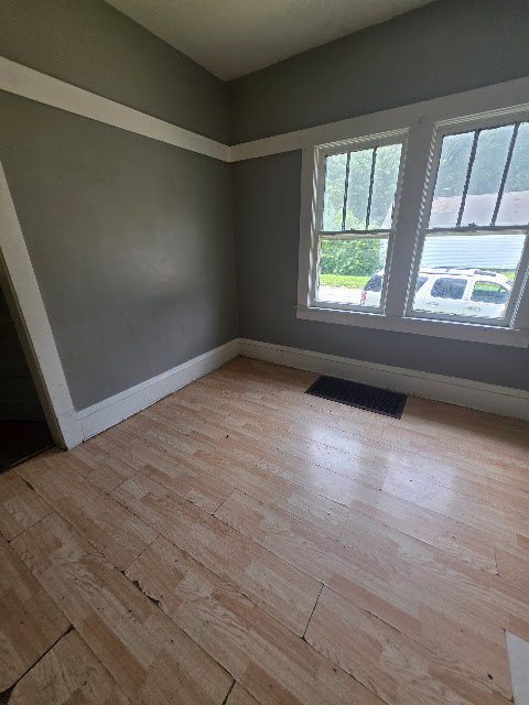 1303 E Hickory St — photo 42