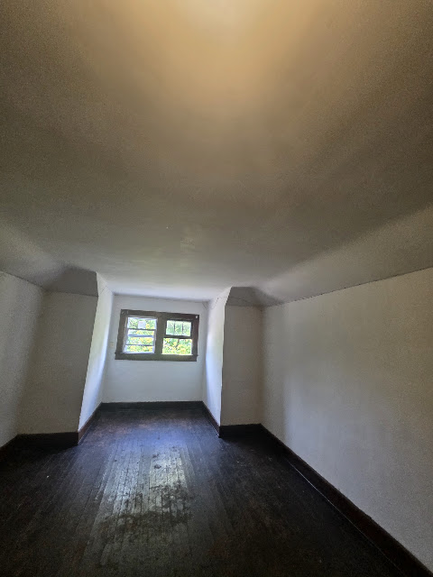 1303 E Hickory St — photo 59