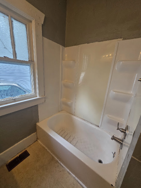 1303 E Hickory St — photo 34