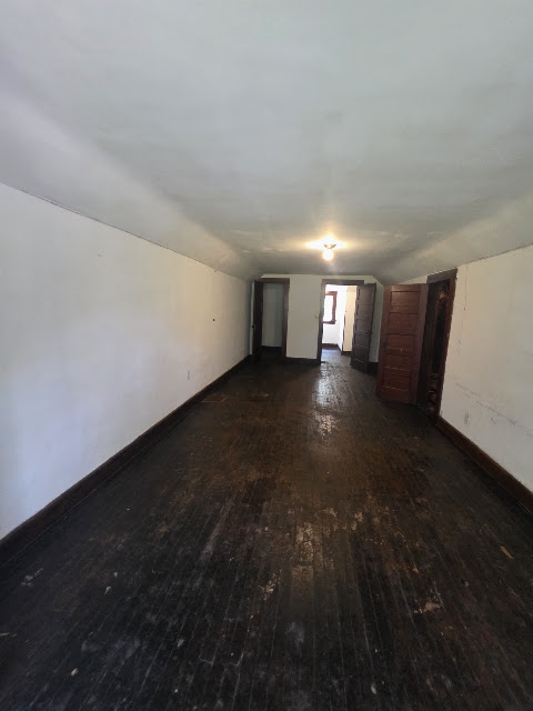 1303 E Hickory St — photo 17