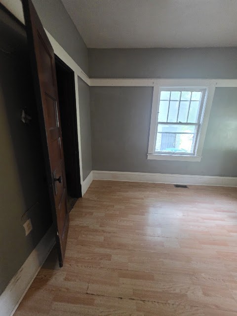 1303 E Hickory St — photo 12