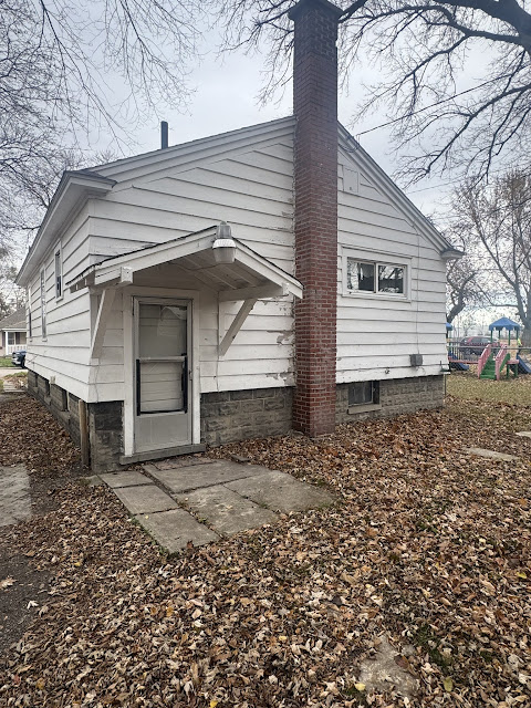 2236 King St — photo 4