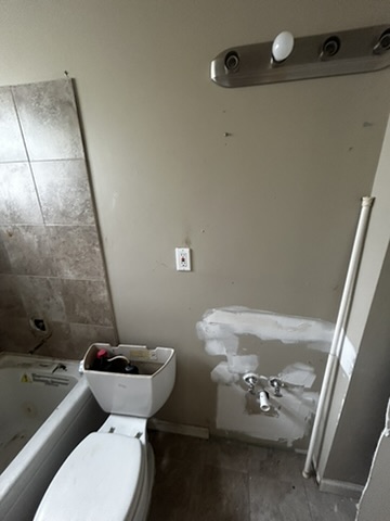 10068 Royal Dr: photo 31