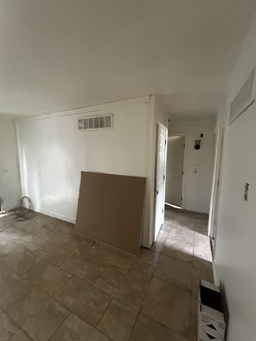 10068 Royal Dr: photo 28
