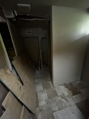 10068 Royal Dr: photo 49