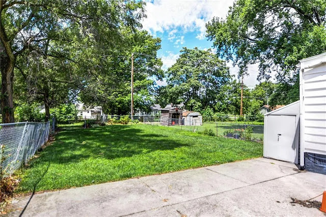 1739 N Gulick Ave — photo 2