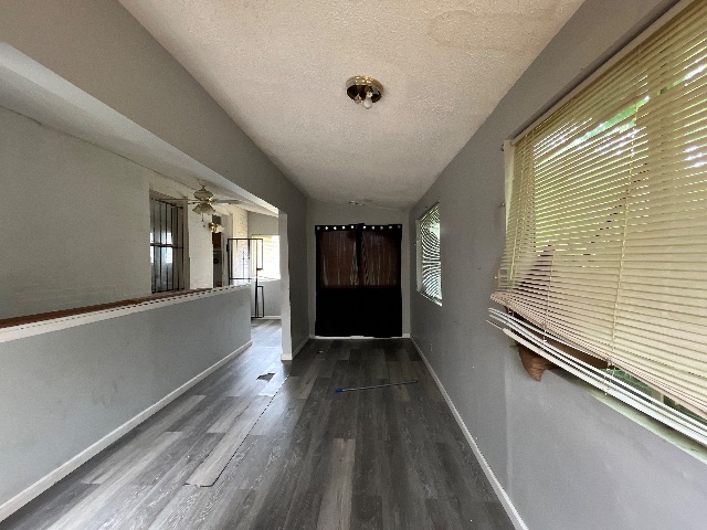 2810 Norwood Ave — photo 32