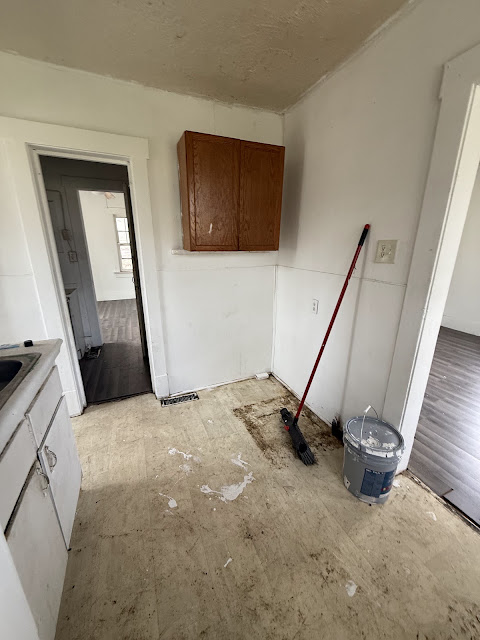 830 E Rodgers Ave — photo 10
