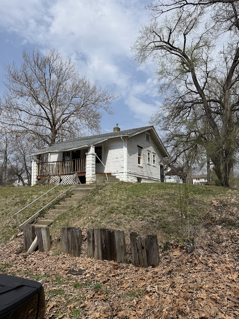 830 E Rodgers Ave — main photo
