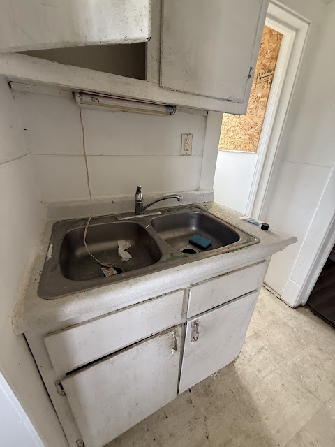 830 E Rodgers Ave — photo 11