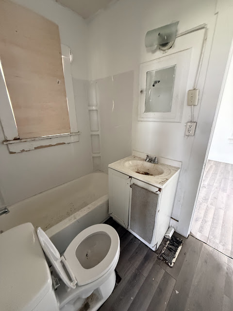 830 E Rodgers Ave — photo 13